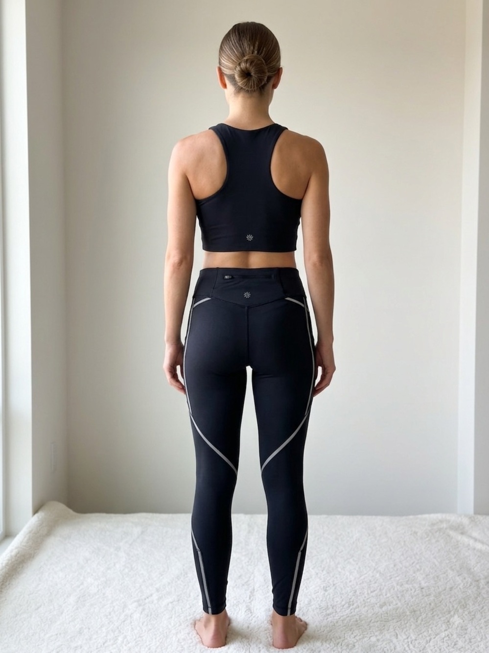Athleta set black high-rise leggings with reflective trim Size S